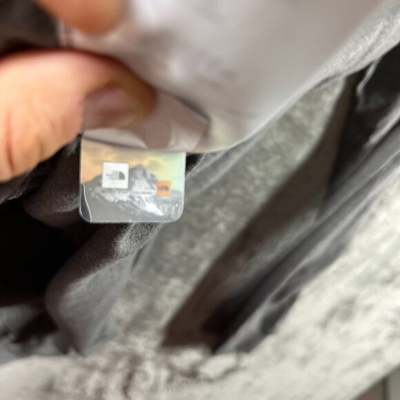 The North Face Mens Shirt XXL Gray Long Sleeve Big Logo Pullover Outdoors - Picture 8 of 10